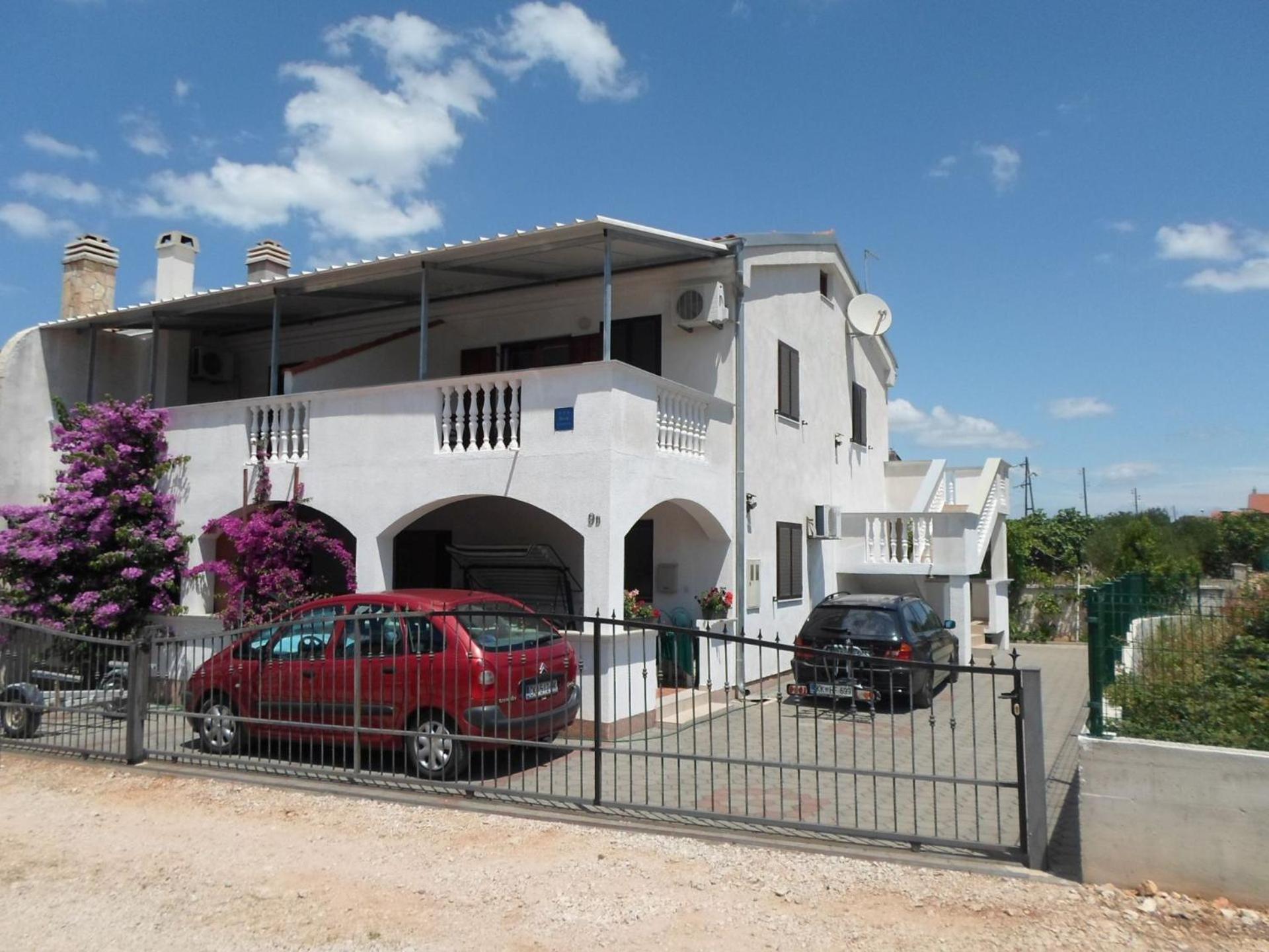 Marijan Apartment